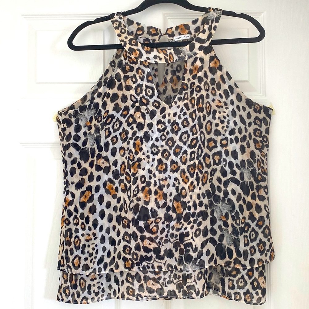 Sioni Leopard print top. Gently used. Made in Indonesia.